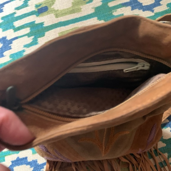 Soft suede boho crossbody purse - Picture 3 of 3